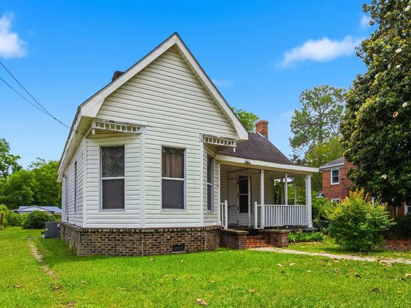 320 N Park St. , Mullins, SC 29574