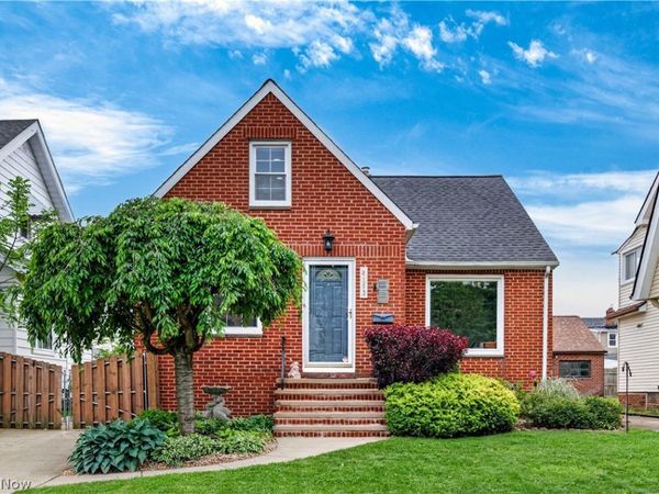4103 Dawnshire Drive , Parma, OH 44134