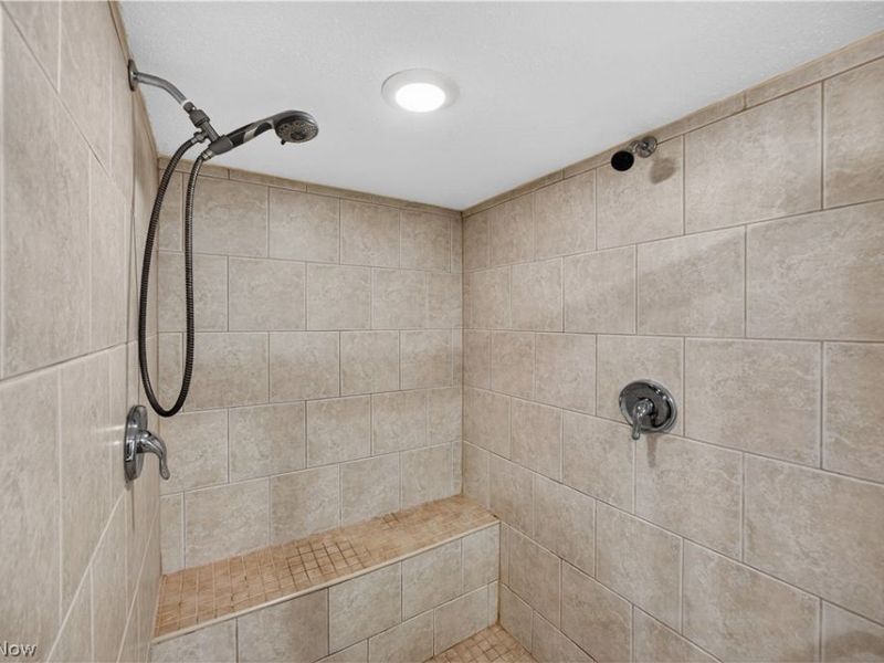 4103 Dawnshire Drive , Parma, OH 44134 Photo 38