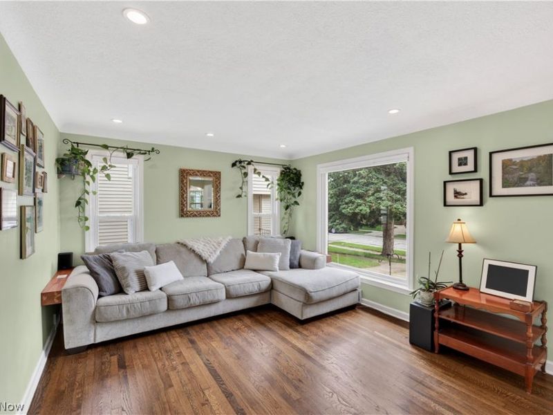 4103 Dawnshire Drive , Parma, OH 44134 Photo 4