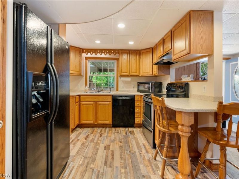 11385 William Penn Avenue NE, Hartville, OH 44632 Photo 31
