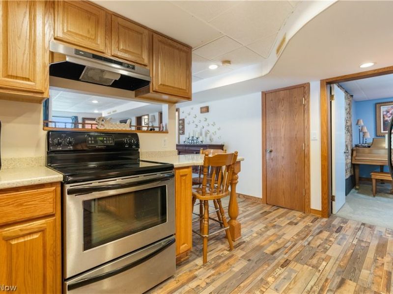 11385 William Penn Avenue NE, Hartville, OH 44632 Photo 33