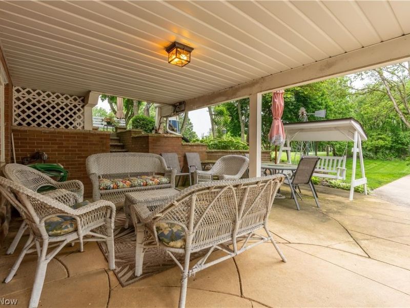 11385 William Penn Avenue NE, Hartville, OH 44632 Photo 40