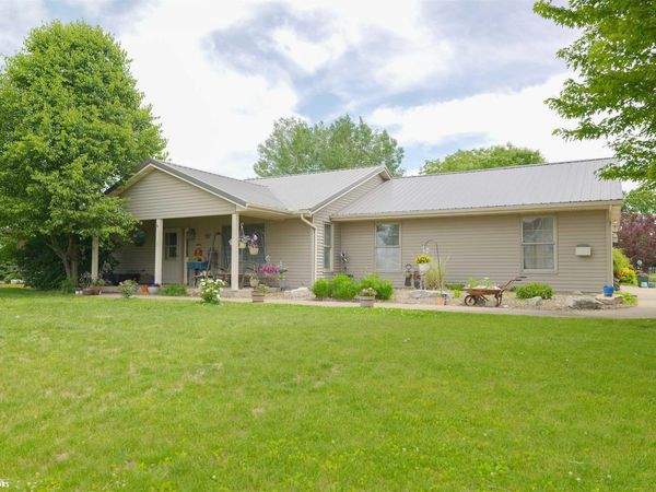 1716 Hillary, Burlington, IA 52601