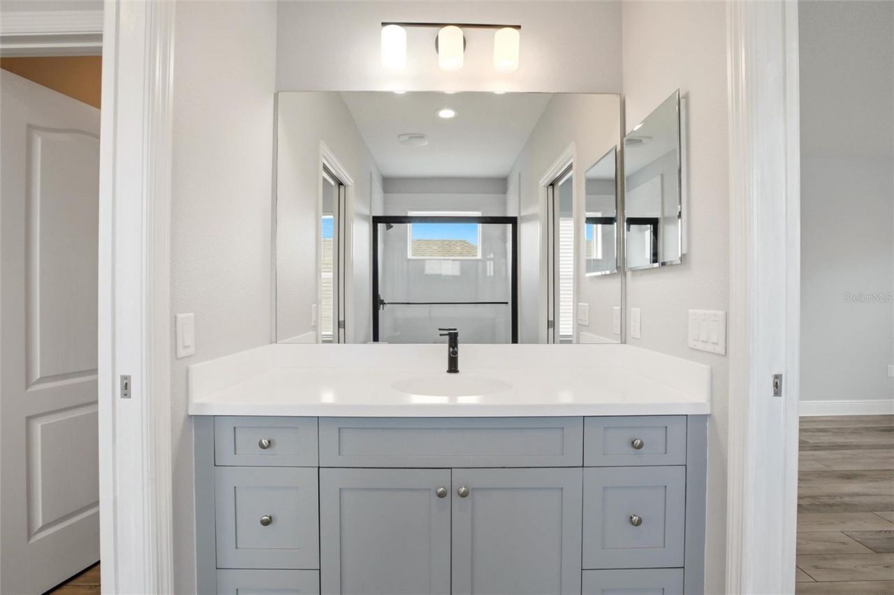 7545 Ridgelake Circle, Bradenton, FL 34203 Photo