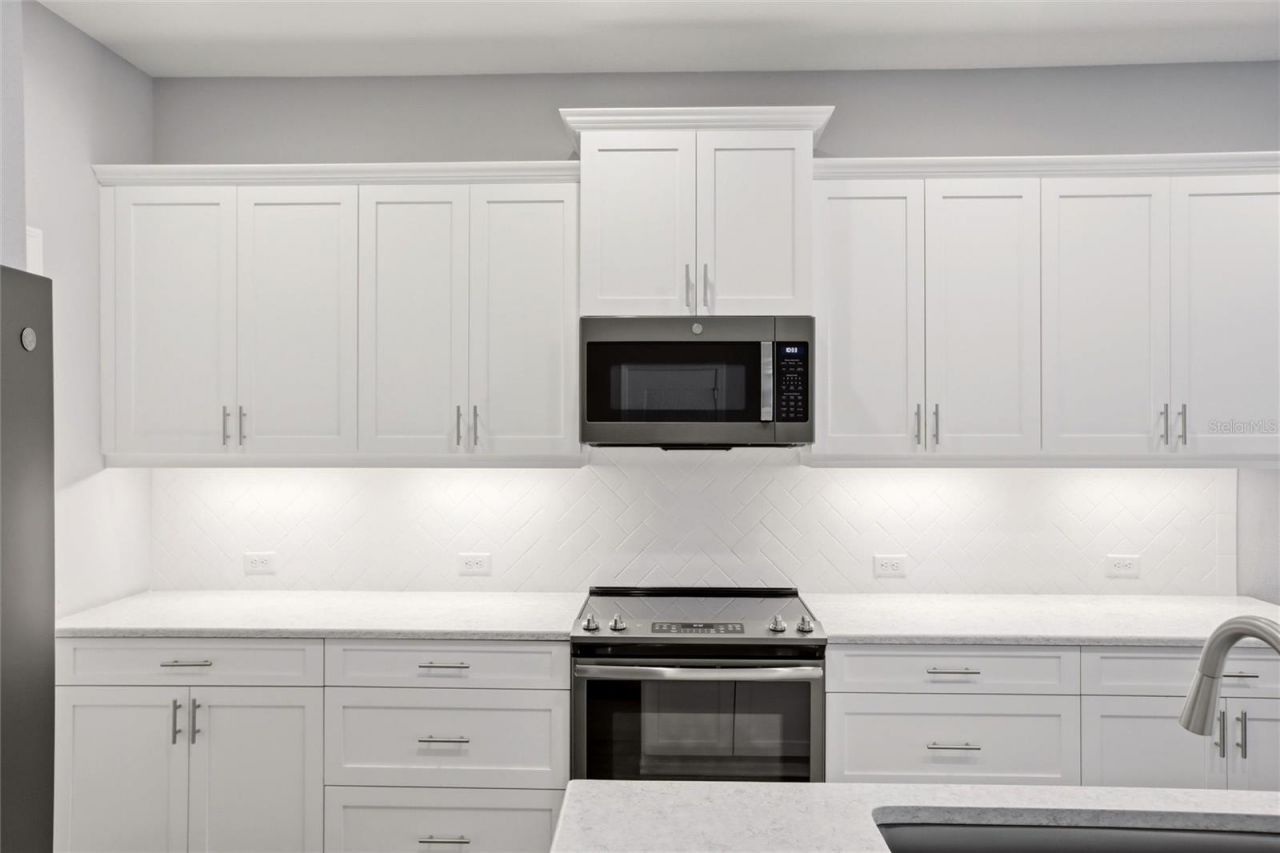 7545 Ridgelake Circle, Bradenton, FL 34203 Photo