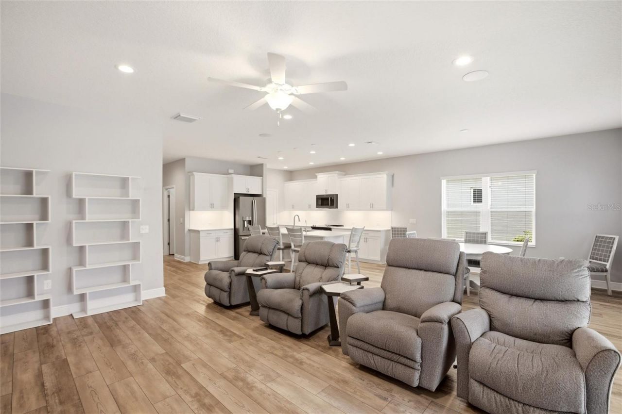 7545 Ridgelake Circle, Bradenton, FL 34203 Photo