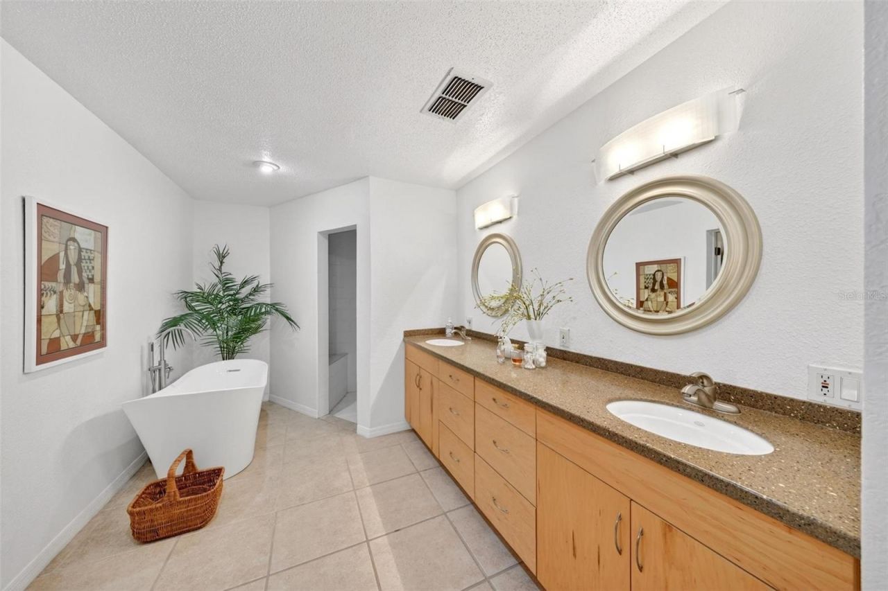 44228 Parkway Lane, Altoona, FL 32702 Photo