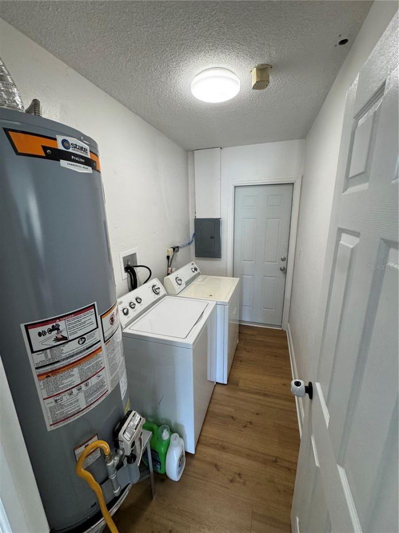 631 75th Avenue N, Saint Petersburg, FL 33702 Photo
