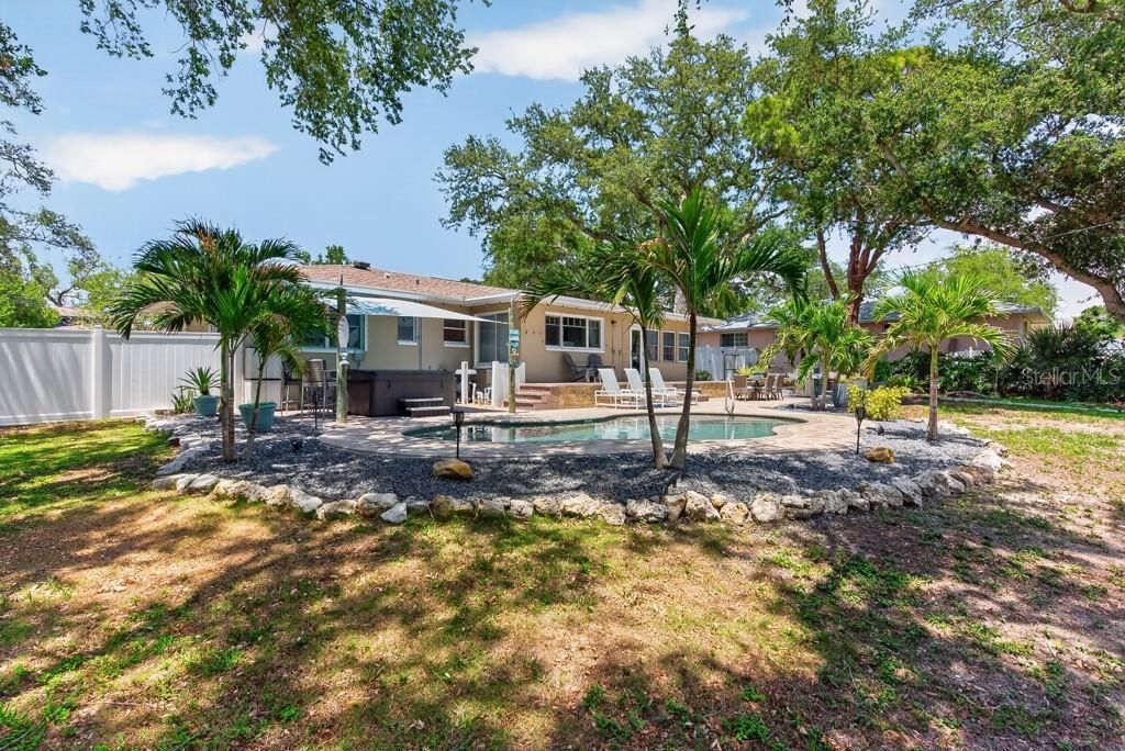 14728 Bay Drive, Largo, FL 33774 Photo