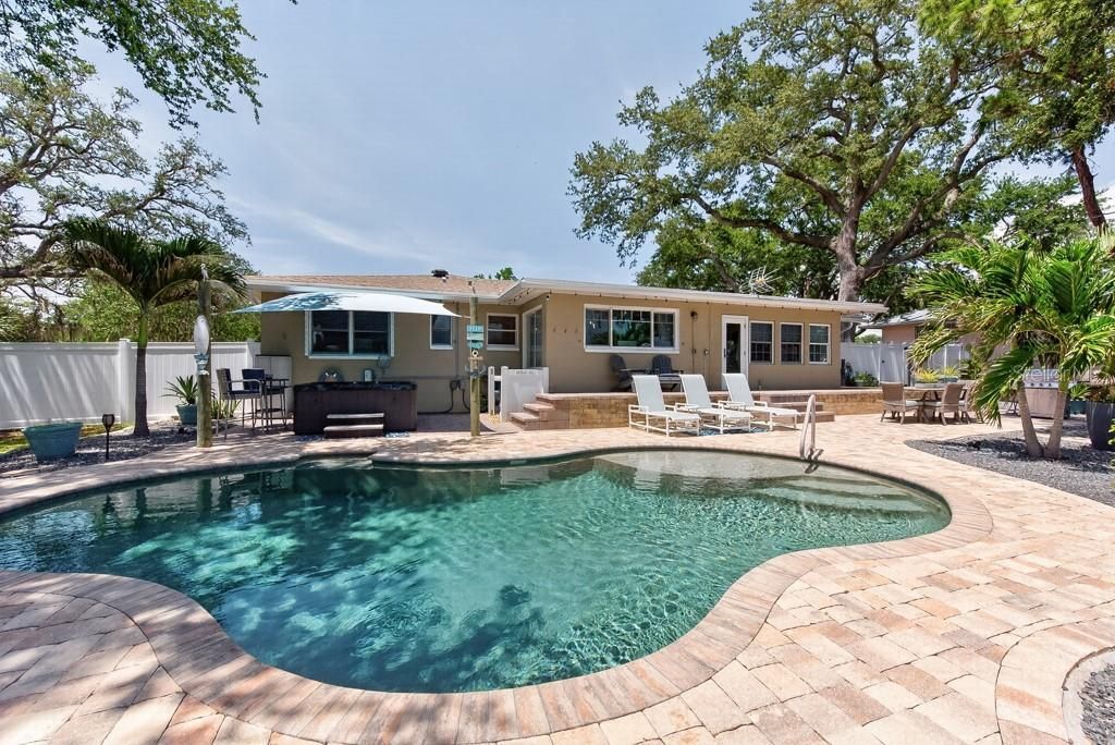 14728 Bay Drive, Largo, FL 33774 Photo