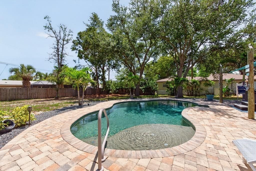 14728 Bay Drive, Largo, FL 33774 Photo