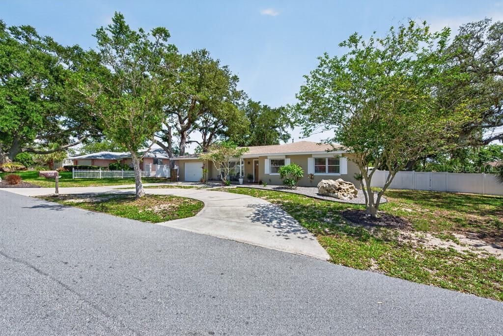 14728 Bay Drive, Largo, FL 33774 Photo