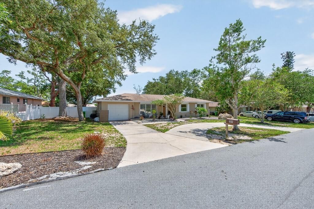 14728 Bay Drive, Largo, FL 33774 Photo
