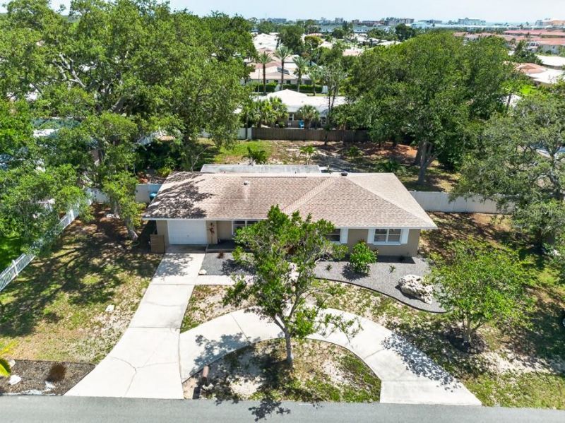 14728 Bay Drive, Largo, FL 33774 Photo
