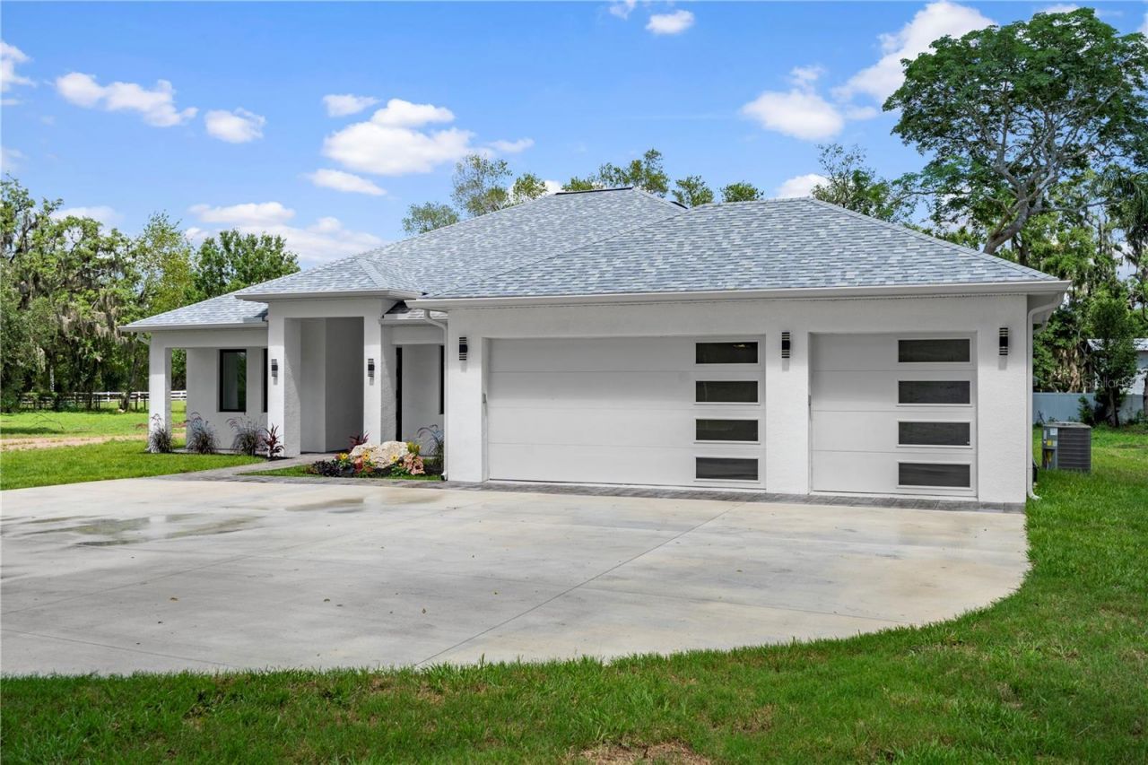 10928 Osceola Drive, New Port Richey, FL 34654 Photo