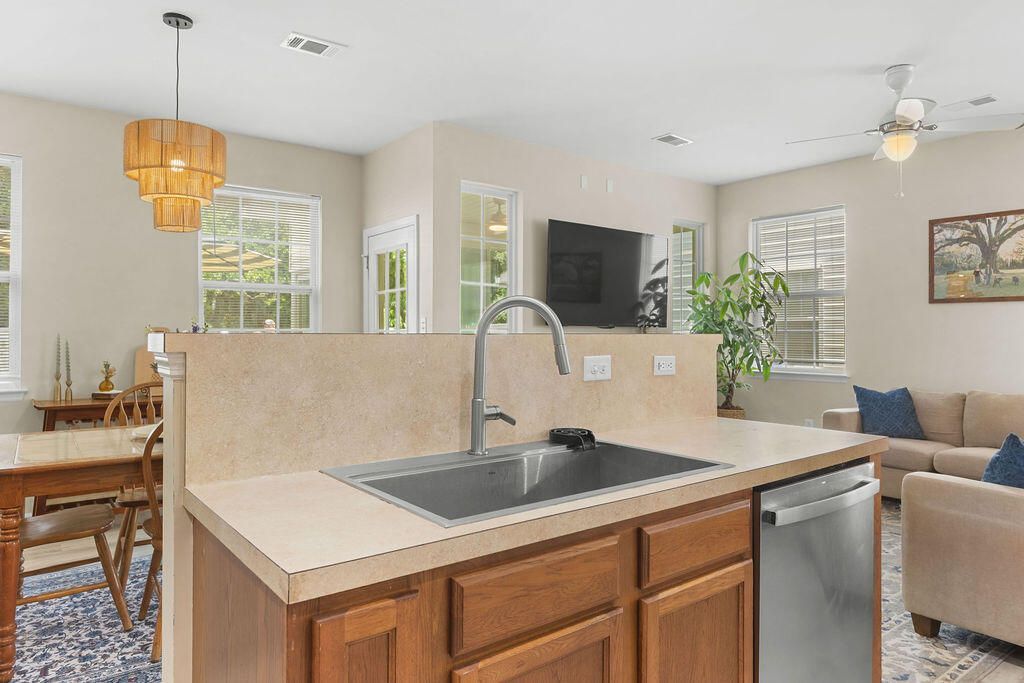 1268 Fenwick Plantation Road Photo 12