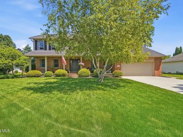 7760 Haralson Court, Holland, OH 43528