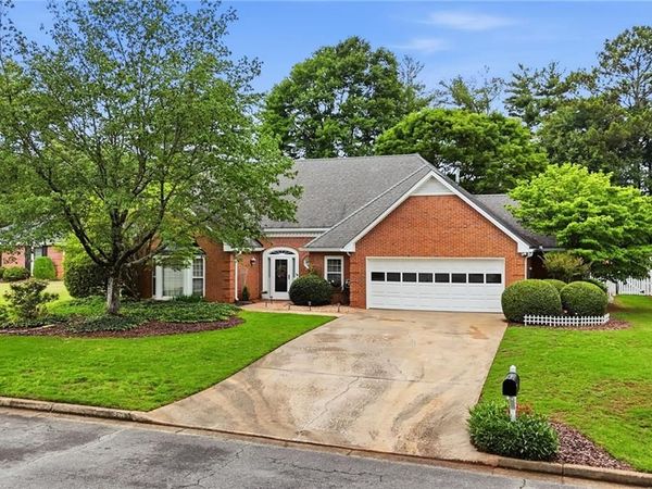 220 Stepping Stone Drive, Alpharetta, GA 30004