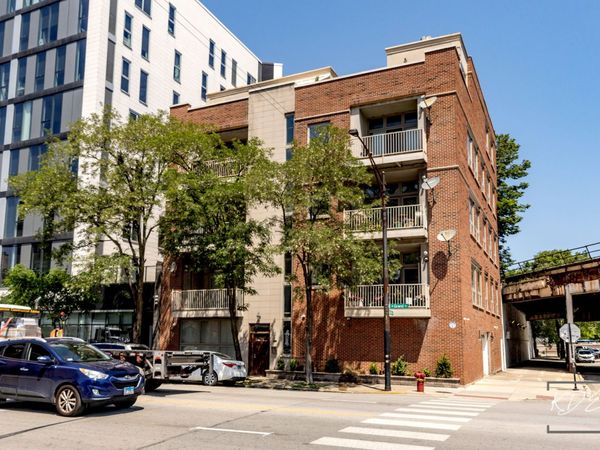 700 W Grand Avenue , Unit 3E, Chicago, IL 60654