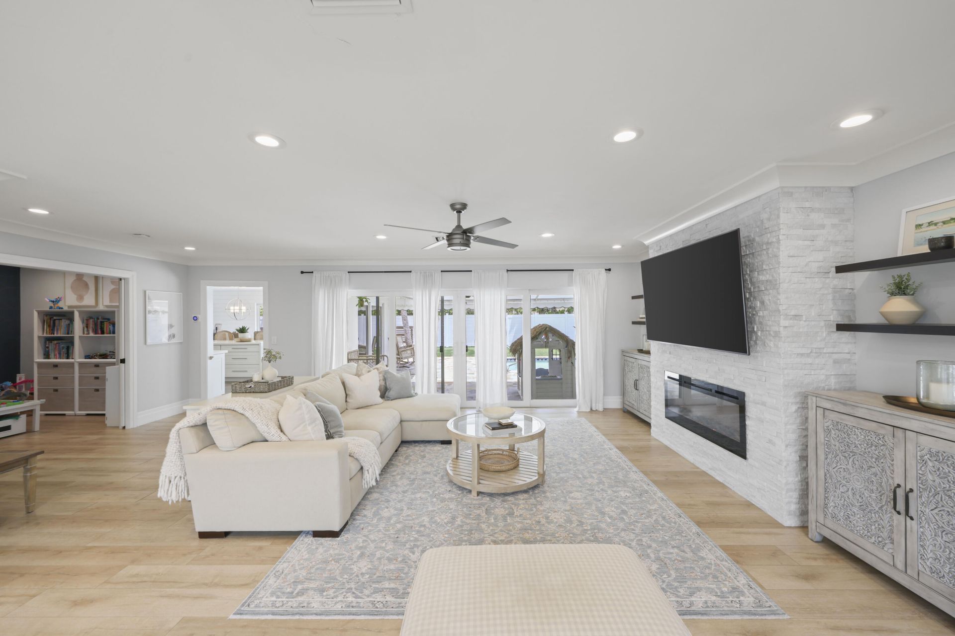 621 Apple Tree Lane, Boca Raton, FL 33486 Photo
