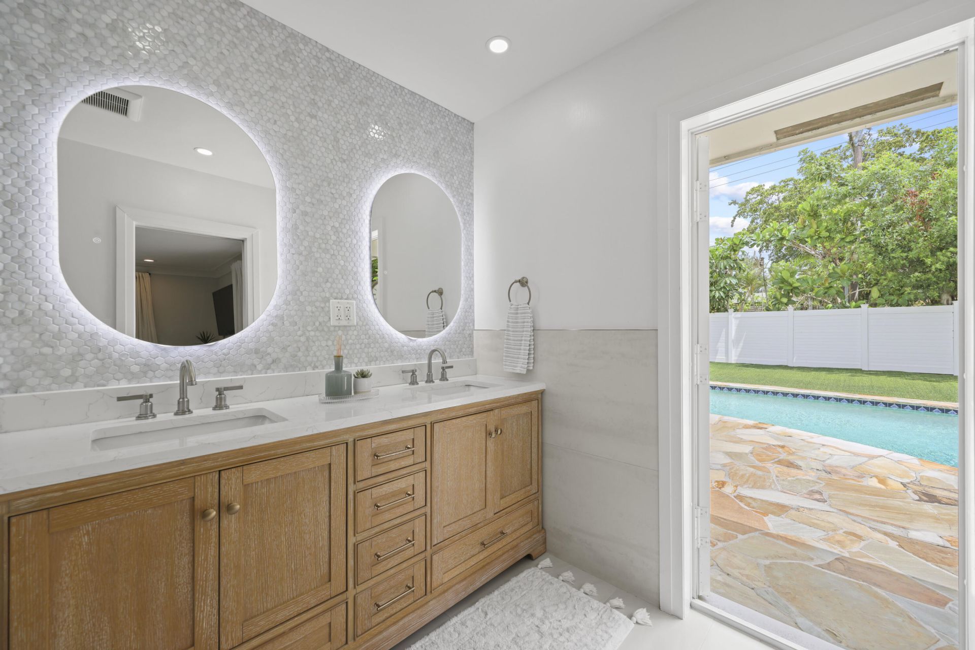 621 Apple Tree Lane, Boca Raton, FL 33486 Photo