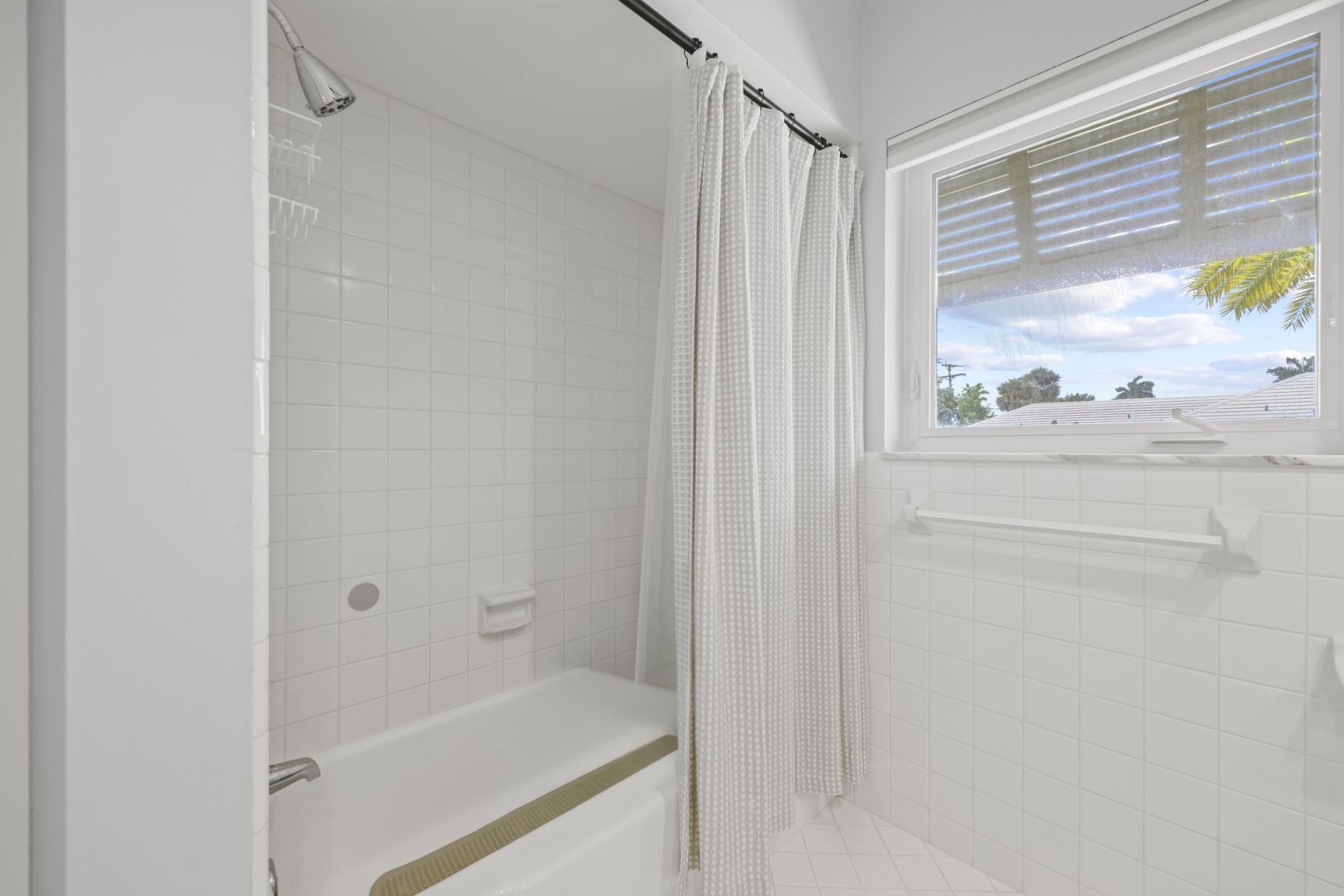 621 Apple Tree Lane, Boca Raton, FL 33486 Photo