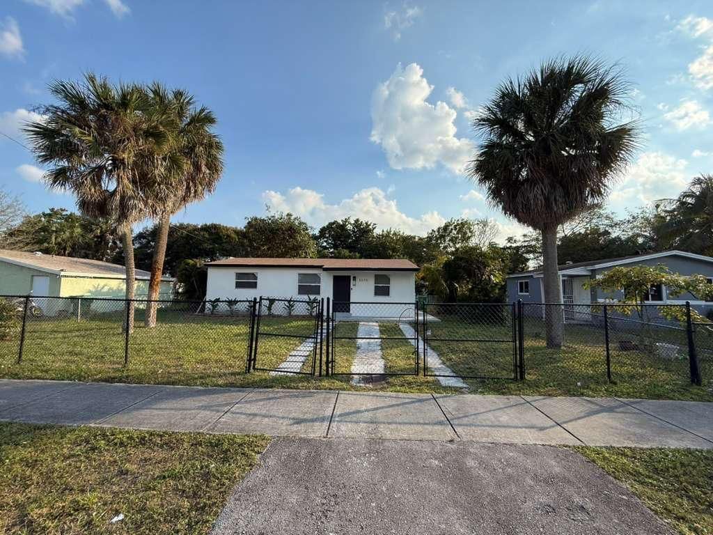3370 NW 9th Street, Lauderhill, FL 33311 Photo