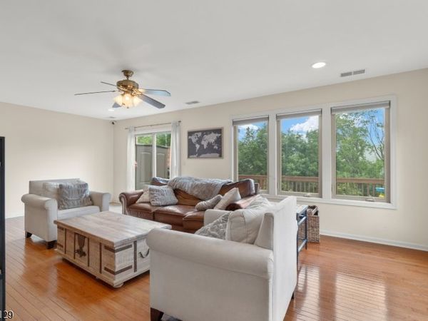 1 Wimbledon Dr 3, Vernon, NJ 07462