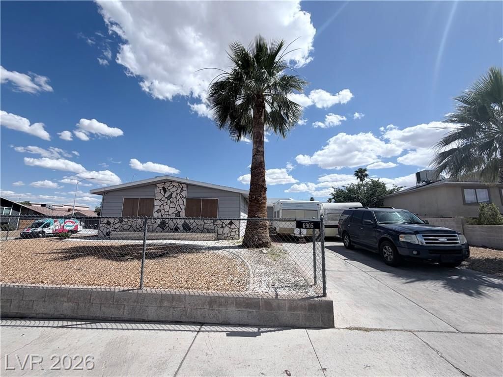 6905 Vivian Circle , Las Vegas, NV 89145 Main Photo