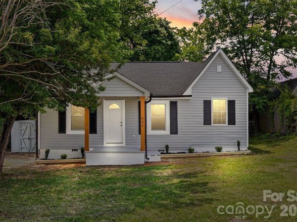 604 Mauney Avenue , Kings Mountain, NC 28086