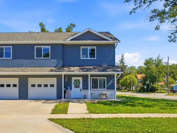 315 C Ave., Kalona, IA 52247