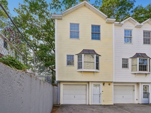 115 Beacon Ave, Unit A, Lawrence, MA 01843