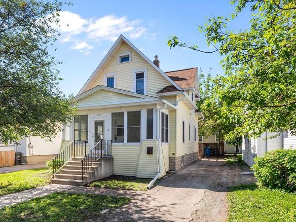 523 W BENT AVENUE, Oshkosh, WI 54901