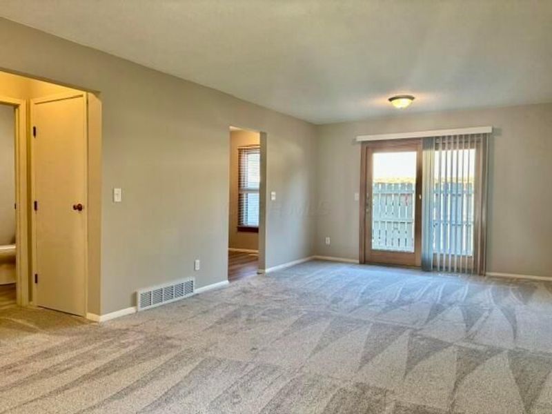1636 Cindy Court , Columbus, OH 43232 Photo 5