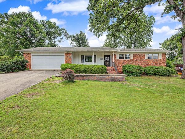 1308 Birch Drive, Rogers, AR 72758
