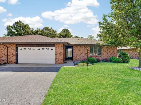 43 La Plas Drive , Findlay, OH 45840