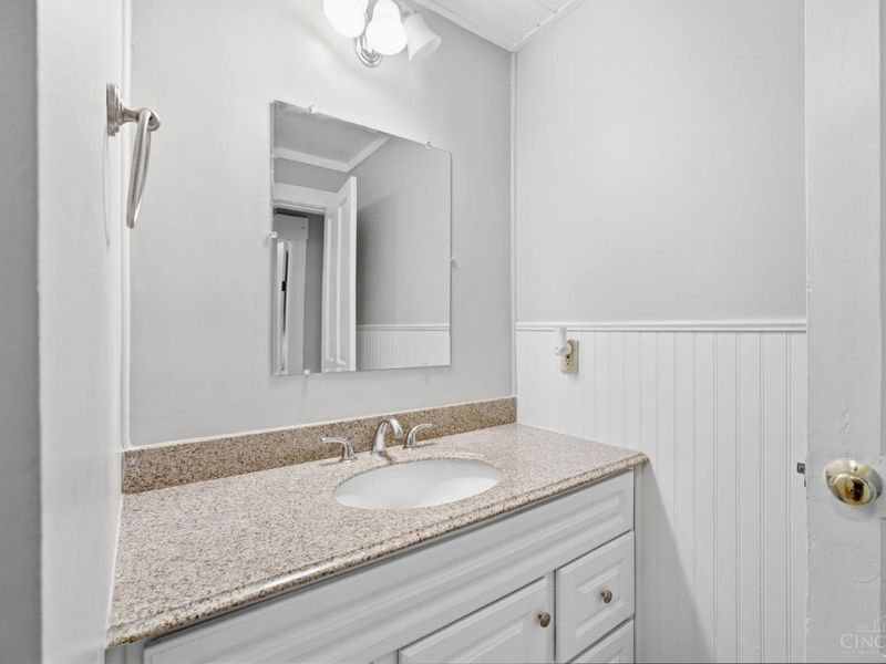 3774 Drake Avenue, Cincinnati, OH 45209 Photo 15