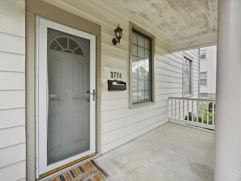 3774 Drake Avenue, Cincinnati, OH 45209 Photo 3