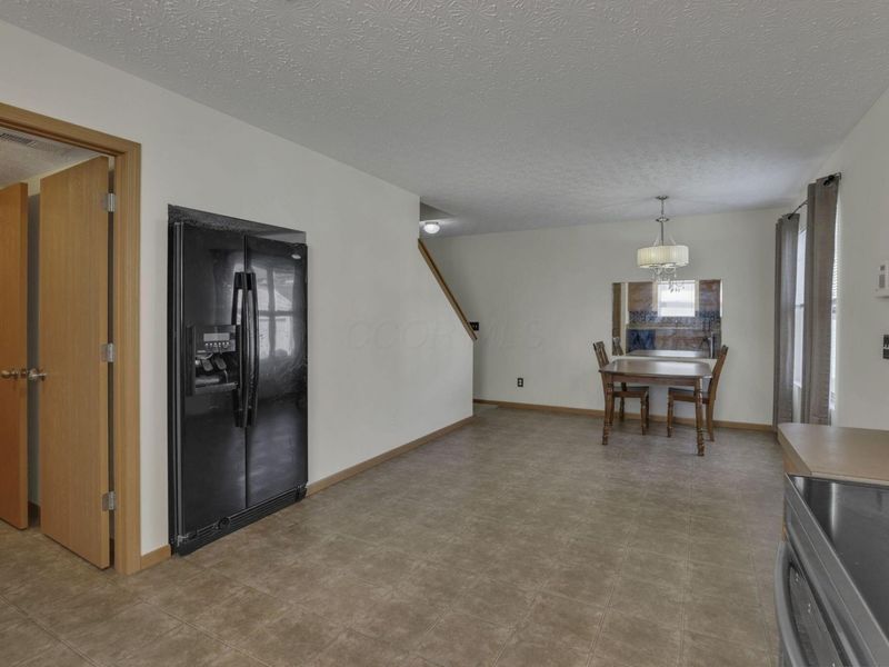 5724 Galveston Drive , Columbus, OH 43228 Photo 10