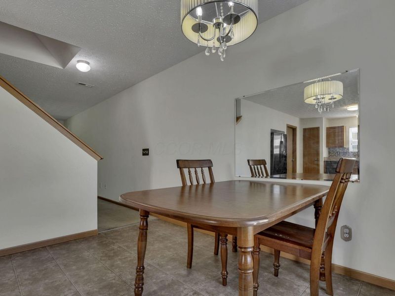 5724 Galveston Drive , Columbus, OH 43228 Photo 7