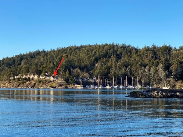 2315 Mackinnon Rd, Unit #10C, Pender Island, BC V0N 2M1