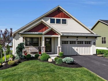 4 Aurora Mills Drive , East Aurora, NY 14052