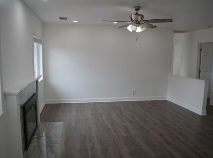 4318 Chapel Way, Sacramento, CA 95842 Photo