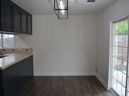 4318 Chapel Way, Sacramento, CA 95842 Photo