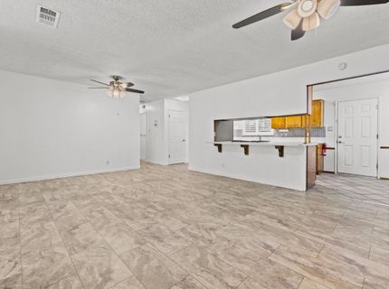 6324 Matterhorn Dr, Sacramento, CA 95842 Photo