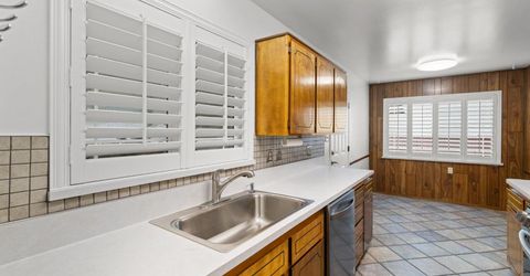 6324 Matterhorn Dr, Sacramento, CA 95842 Photo