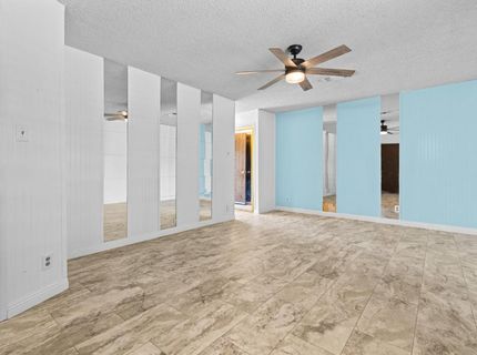 6324 Matterhorn Dr, Sacramento, CA 95842 Photo