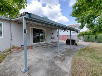 6324 Matterhorn Dr, Sacramento, CA 95842 Photo