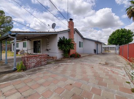 6324 Matterhorn Dr, Sacramento, CA 95842 Photo